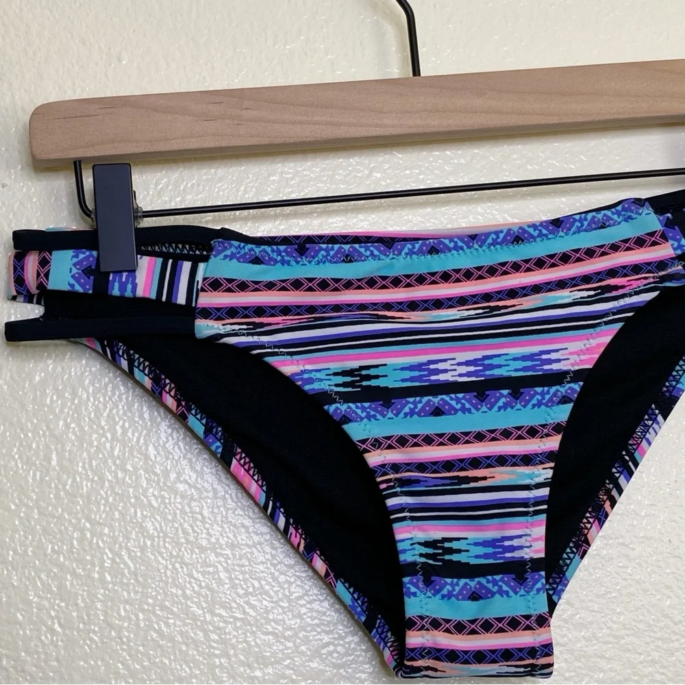 Seeded & Sewn Black Southwestern Tribal Bikini Swim Bottoms - Juniors Medium